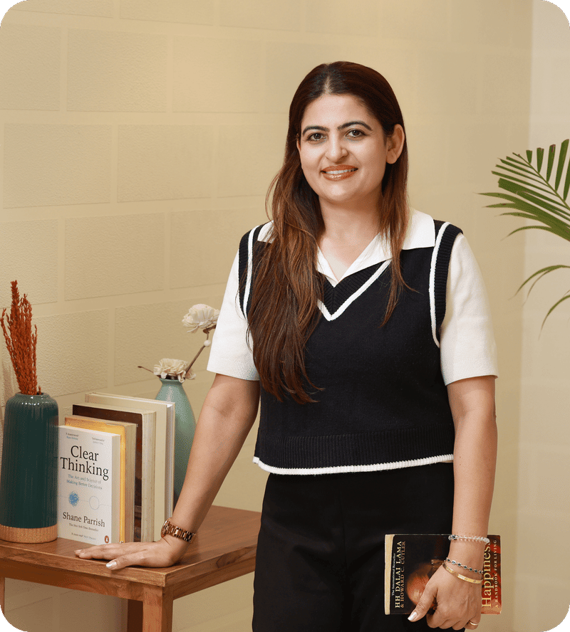 Dr Nidhi Arora